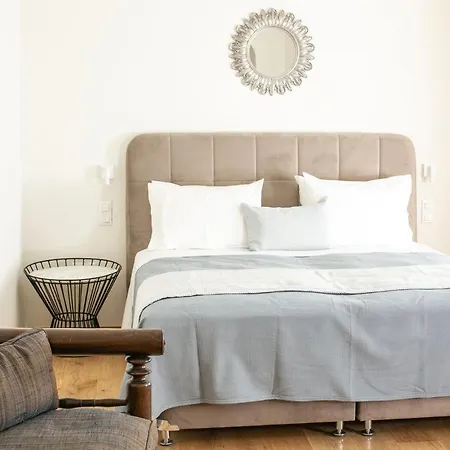 Elegant Santorini Villa Villa Mariniou Private Hot Tub Air Conditioning 2 Bedrooms Oia